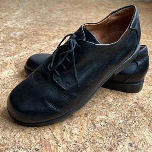 Think! Brand Black Leather Lace Up Casual Shoes